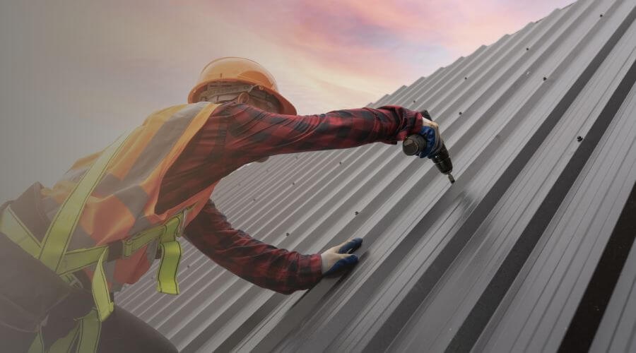 Professional gutter cleaning in Frontier, WY